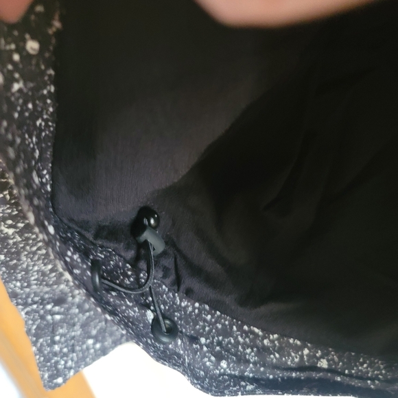 Lululemon, Here To Move Jacket, Luminesce Splatter White Black, Size 6 - Picture 10 of 15